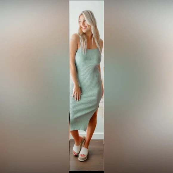 green emerald velvet dress Green Ribbed Midi Dress main image 0